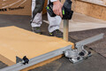 Es gibt auch speziellen Dämmstoffsägen, wie z. B. Festool ISC 240.
