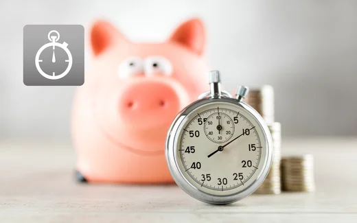 Stoppuhr und Sparschwein: Effektive Zeit- und Kosteneinsparung für Ihr Heimwerkerprojekt mit Baumit-Produkten.