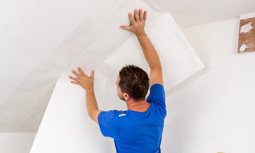Renoviervlies bzw. Malervlies an Wand, Decken und Dachschrägen kleben